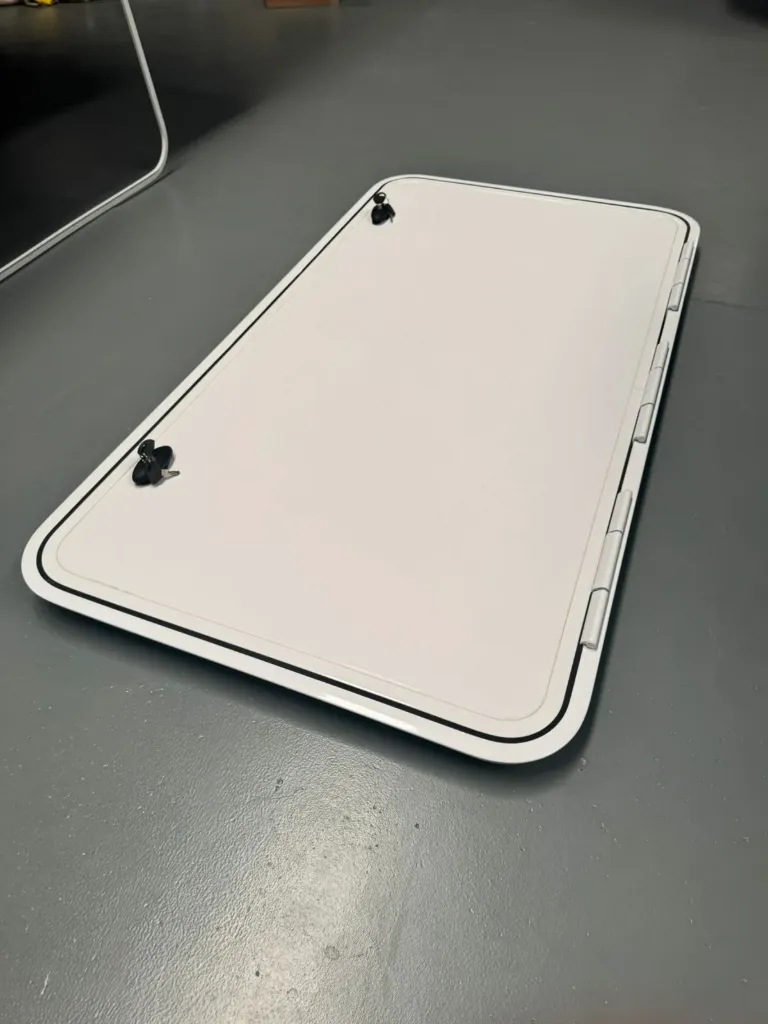 [Importado] Tapa Baulera Doble Burlete 1400 x 750